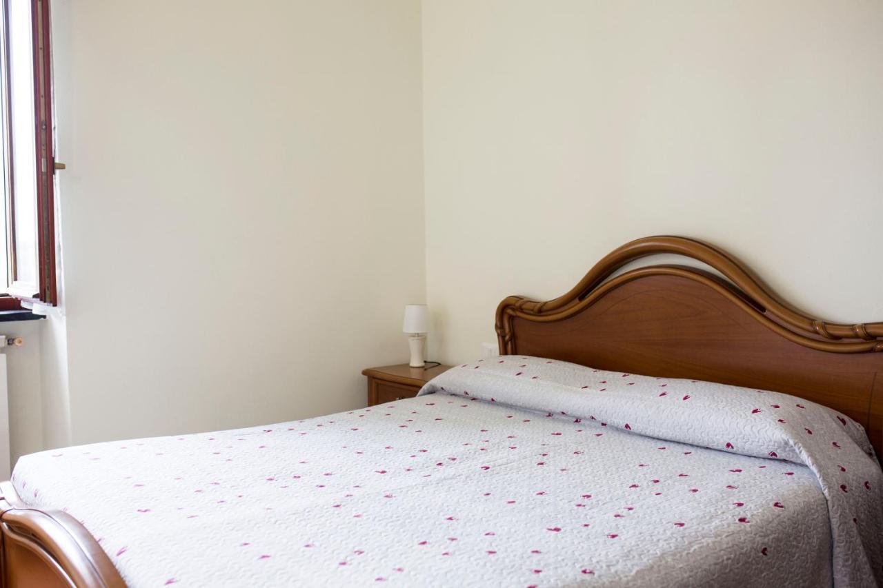 Casa Vacanze Tra Le Mura เลวานโต ภายนอก รูปภาพ