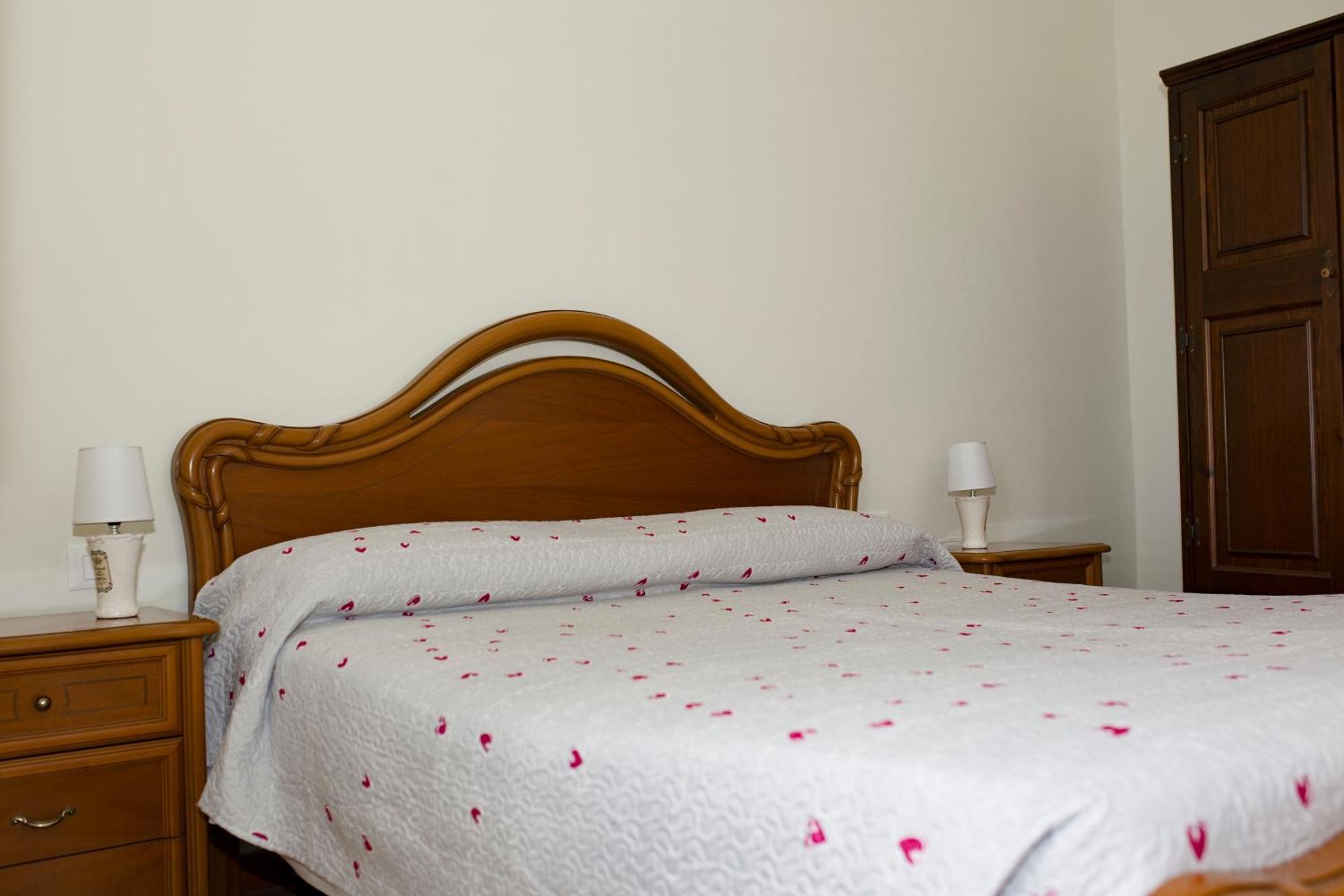 Casa Vacanze Tra Le Mura เลวานโต ภายนอก รูปภาพ