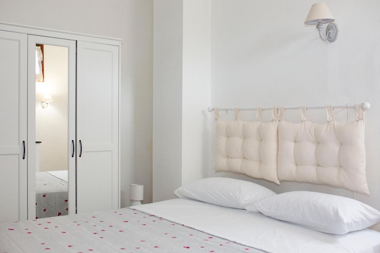 Casa Vacanze Tra Le Mura เลวานโต ภายนอก รูปภาพ